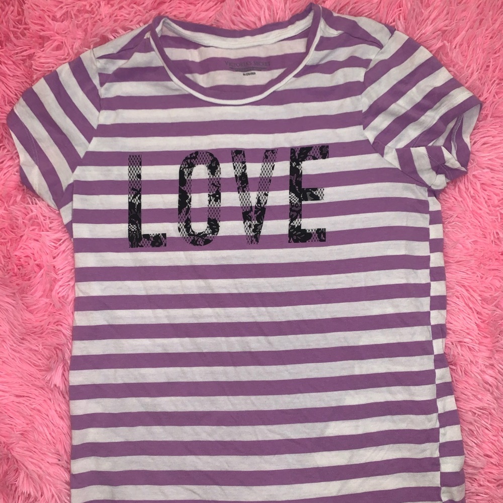 Medium Victoria’s Secret Tee
